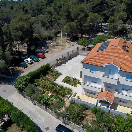 Apartmani Dorita Mali Lošinj Eksteriør billede