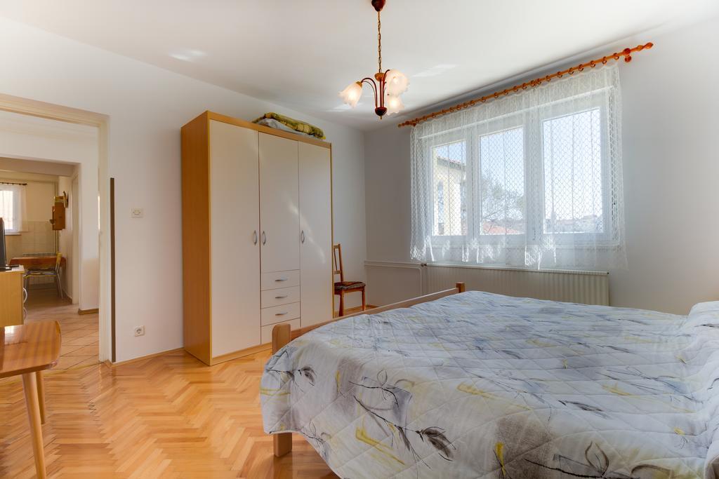Apartmani Dorita Mali Lošinj Eksteriør billede