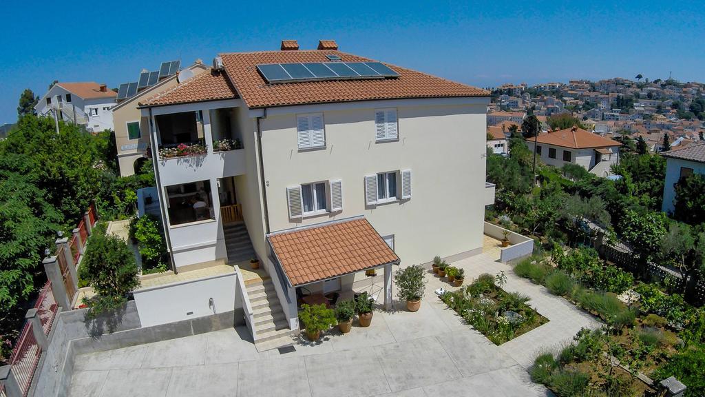 Apartmani Dorita Mali Lošinj Eksteriør billede