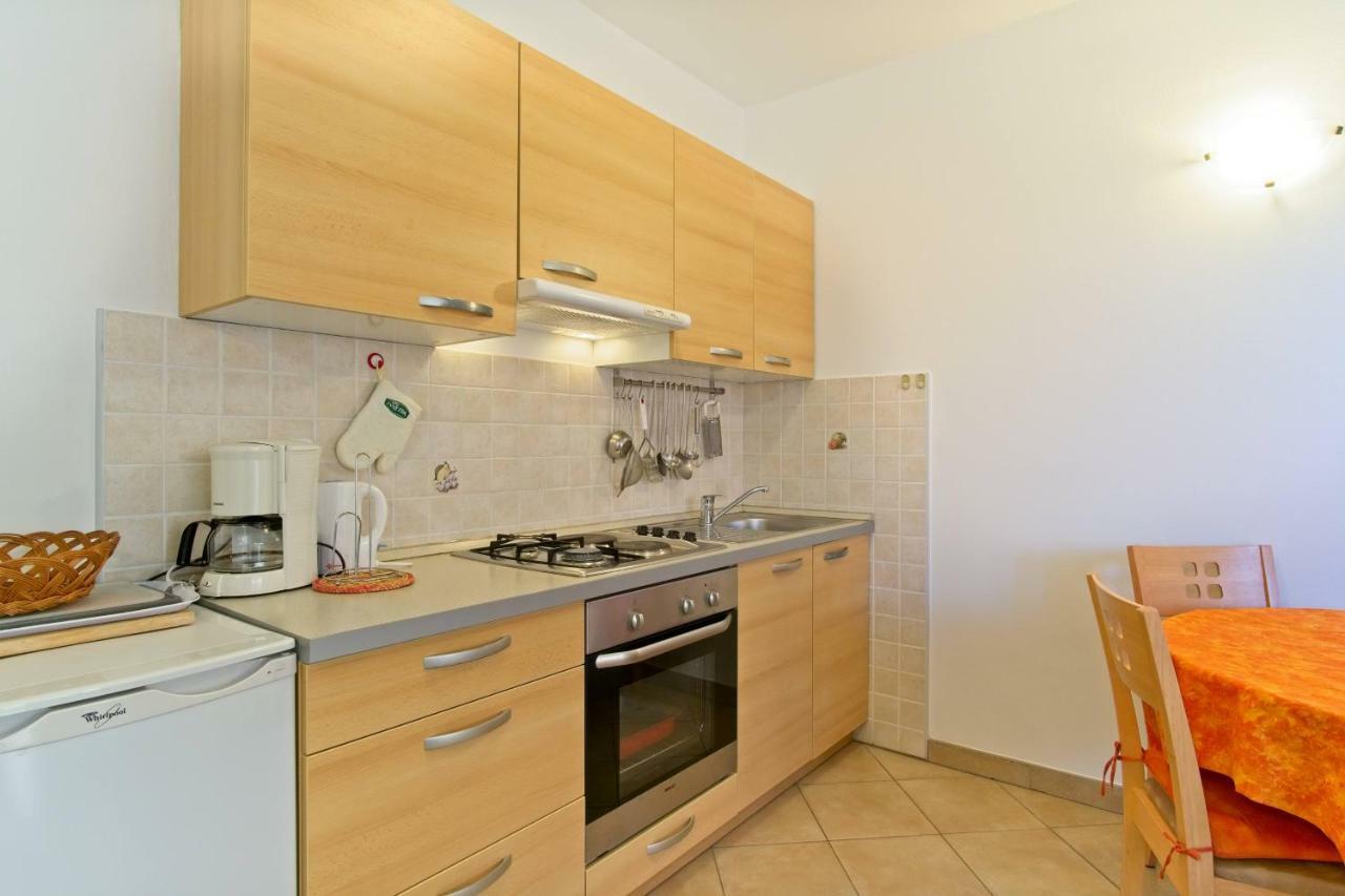 Apartmani Dorita Mali Lošinj Eksteriør billede