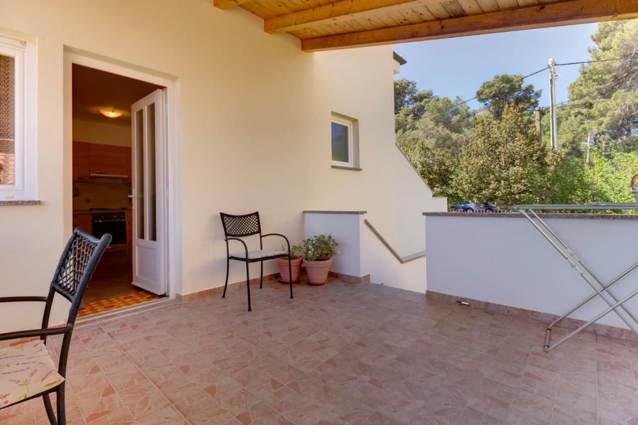 Apartmani Dorita Mali Lošinj Eksteriør billede